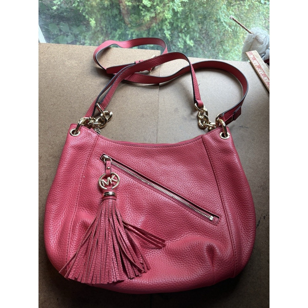 Michael Kors Pink Leather Hobo Shoulder Bag Tassel Charm Gold Tone Zip Pocket - Picture 6 of 9